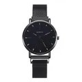 Détail d'une montre à quartz Geneva avec cadran noir et bracelet en maille noire - Boîtier Noir Cadran Noir Aiguilles Or Rose