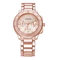 Dettaglio dell'orologio Geneva oro rosa con indici in cristallo e maglie in metallo - Oro rosa