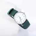 Détail de la montre à quartz GENEVA avec cadran romain blanc et bracelet en nylon vert - Cadran Blanc Bracelet Vert