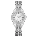 Detail van luxe zilveren horloge met diamanten bezel en Romeinse cijferplaat - Zilver