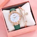 Gros plan d'une montre à quartz or rose avec cadran papillon et bracelet étoile assorti - Montre Verte + Bracelet + Coffret Cadeau