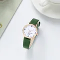 Détails de montre quartz or rose avec motif coeur et bracelet en cuir vert - Vert