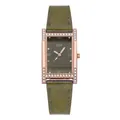 Detail van de H-vormige roségouden kast met strass en groene wijzerplaat op het horloge - Groen