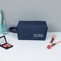 Beauty case da uomo in denim blu impermeabile con icone bianche e pratica maniglia - 19cm x 9cm x 12cm / Blu scuro