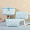Set di 3 borse da toilette trapuntate azzurre a fiori con cerniere a stella carine - Kit Borsa per Trucchi e Astuccio / Blu