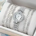 Zilveren dameshorloge met diamanten en armbandenset in luxe geschenkverpakking - Zilver En Armband Met Oranje Doos