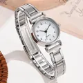 Montre à quartz élégante pour femme avec bracelet en acier argenté et cadran blanc - Rond Chiffres Arabes / Cadran Blanc Argenté