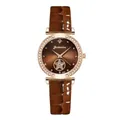 Detailansicht des roségoldenen Gehäuses mit Kristall-Lünette und Lederarmband - Nur Uhr / Braun