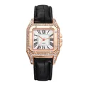 Dettaglio orologio donna quadrato al quarzo con ghiera in cristallo e cinturino in pelle - Orologio / Nero