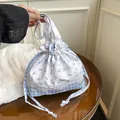 Bolso azul con flores y cuadros, cierre de cordón y encaje de estilo rural japonés - Azul