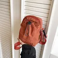 Petit sac bandoulière en nylon terre cuite avec poche à cordon et sangle réglable - Orange