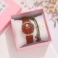 Detalle del conjunto de reloj de margarita y pulsera verde en caja de regalo rosa - Marrón (Con Set de Regalo)