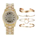 Set di cinque pezzi con orologio al quarzo dorato da donna e bracciali con cristalli - Orologio Oro E Bracciale Stile 1