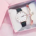 Dettaglio dell'orologio stellato oro rosa con cinturino in pelle e set bracciale - Set Orologio + Bracciale + Scatola Regalo / Cinturino Verde Quadrante Bianco