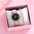 Reloj de cuarzo rosa y conjunto de pulsera de diamantes de imitación con corazón - Reloj Pulsera Y Caja De Regalo / Rosa