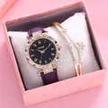 Dettaglio dell'orologio Amadi con quadrante stellato e bracciale a stella in regalo - Watch Bracelet And Gift Box / Viola