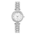 Detalle de reloj de cuarzo plateado con bisel de strass y pulsera de cadena fina - Plateado