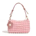 Sac à épaule rose texture bulle avec pendentif fleur et fermeture éclair en métal - Rose