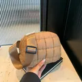 Borsa a tracolla trapuntata kaki con cuciture quadrate e tracolla regolabile - Kaki