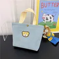 Mini lichtblauwe corduroy handtas met schattige berenpatch en metalen drukknoop - Blauw