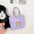 Violette Cord-Mini-Tasche mit süßer Bärenstickerei und Metall-Druckknopfverschluss - Lila