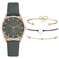 Dettaglio dell'orologio in oro rosa con quadrante floreale e set regalo con bracciali - Orologio con Bracciale / Verde