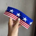 Detailaufnahme des elastischen Strick-Stirnbands mit US-Flaggenmuster für Sport und Yoga - Sternenstreifen Rundes Muster (Rund)