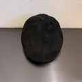 Vista dall'alto della costruzione a pannelli e della texture scamosciata opaca di questo cappello - M（56-58cm） / Nero