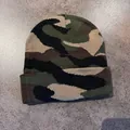 Dettaglio della trama a maglia mimetica woodland e della consistenza di questo berretto - M / Camouflage / Mimetico-Verde Militare