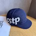 Détail de la casquette camp en nylon bleu marine séchage rapide avec imprimé Estp - Réglable / Bleu marine