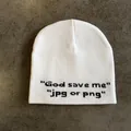 Detalle del gorro de punto blanco con eslogan bordado en negro sobre tejido suave - M (54-58cm) / Blanco