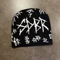 Black and white street style knit beanie with skull letter graffiti pattern - SPBR Black