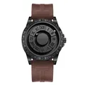 Orologio creativo da uomo con sfere magnetiche, cassa nera e cinturino in gomma marrone - caffè