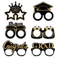 6er-Pack 2025 Abschluss-Fotorequisiten mit schwarz-goldenen Glitzer-Papierbrillen - Abschluss-Thema Stile