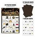 24 Happy New Year Bingo-Spielkarten in Schwarz und Gold mit festlichen Party-Icons - Neujahr Bingo Spielkarten Set (Mit Spielerkarten Und Markierungschips)