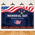 Sfondo Memorial Day con sagome di soldati e scritte Remember and Honor per feste - Sfondo Stile B / Sfondo
