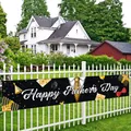 Vista esterna dello striscione Happy Father's Day su recinzione con grafica abito - Banner da giardino stile 3 (Con occhielli) / 250x45cm