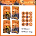Detalle de 12 bolsas de papel naranja para Halloween con pegatinas y diseños de calabaza - 12 Bolsas Plegadas Y 12 Pegatinas