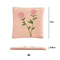Vassoio per gioielli quadrato in resina rosa con rose in rilievo e misure da 9 cm - Quadrato (Rosa Rosa) / Rosa Rosa