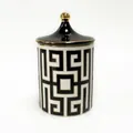 Pot à bougie géométrique en céramique avec motif grec noir et détails dorés - Motif de Méandre Noir (XGD55)