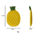 Detalle de dimensiones de una bandeja decorativa de piña amarilla con superficie - Estilo Piña (Amarillo)