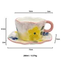 Ensemble tasse à café et soucoupe en céramique peinte à la main avec bord ondulé - Rose