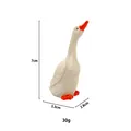 Dettaglio macro che mostra l'altezza di 7cm e il peso di 30g della statuina di anatra bianca - Anatra Grande / Miniatura da Giardino
