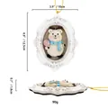 Ornamento natalizio a forma di orso bianco in cornice intagliata con sciarpa blu - Stile Orsetto con Sciarpa e Lecca-lecca (Stile 01)