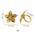 Portatovagliolo dorato a forma di fiore con diametro 5cm e dimensioni 6x6cm - Stile Fiore d'Oro a Cinque Petali (SASP)