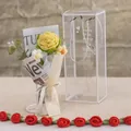 Handgehäkelter Blumenstrauß mit gelber Rose und Gänseblümchen in Geschenkbox - Einzelne gelbe Rose (Kleine Box)