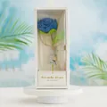Rose bleue faite au crochet à la main dans une boîte cadeau blanche pour enseignant - Bleu Foncé