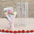 Bouquet de fleurs au crochet fait main avec roses roses dans une boîte cadeau transparente - Nouvelle Rose Rose - À l'unité (Petite boîte PET)