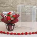 Bouquet de roses rouges et marguerites blanches au crochet dans un emballage cadeau - Bouquet de roses rouges (3 tiges dans une grande boîte en PET)