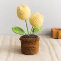 Tulipani gialli all'uncinetto fatti a mano con due fiori in vaso come regalo decorativo - Tulipano Grosso a Doppia Testa / Giallo